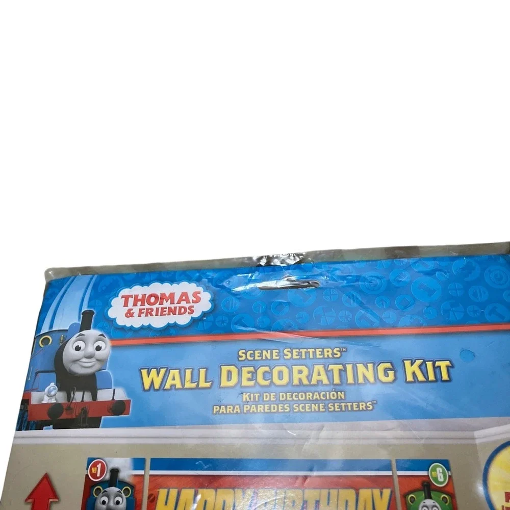 Thomas & Friends Wall Decorating Kit Kids  Blue New 5 Piece Scene Setter